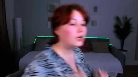 mialacrice online show from 06.05.26