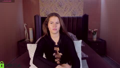 Mia online show from 12.15.24