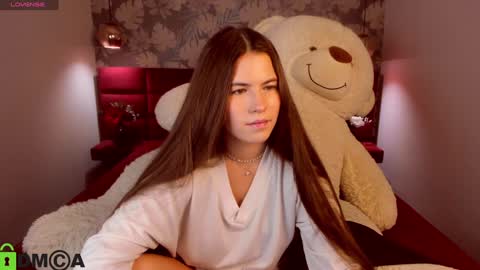 Mia online show from 01.05.25
