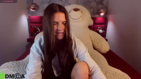 Mia online show from 01.12.25