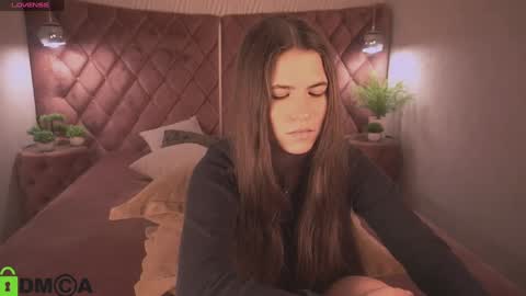 Mia online show from 01.26.25
