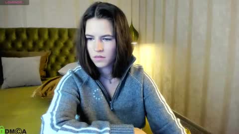 Mia online show from 03.09.25
