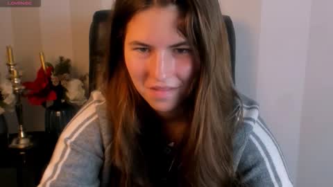 Mia online show from 09.23.25