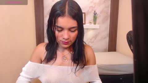 mialux5 online show from 10.13.25