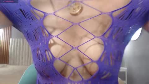 mialux5 online show from 10.21.25