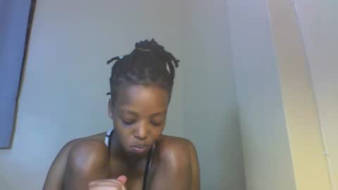 Muffin online show from 11.25.25