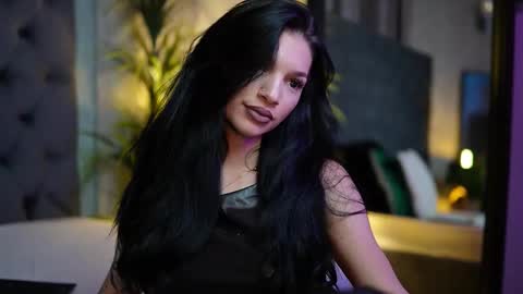  Miami  online show from 10.01.25