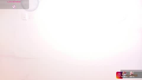 Snapshot of miamidnight1 chatting on 01.07.25 Mia online show from 01.07.25