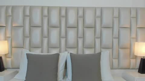 Snapshot of miamillers1 chatting on 10.24.25 miamillers1 online show from 10.24.25