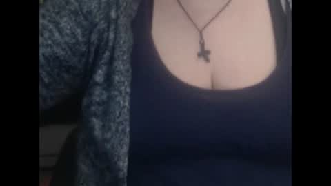 Snapshot of miamimistress chatting on 02.05.25 maya online show from 02.05.25