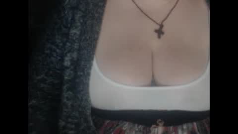 Snapshot of miamimistress chatting on 02.07.25 maya online show from 02.07.25