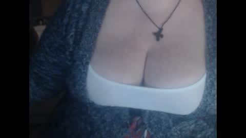 Snapshot of miamimistress chatting on 02.07.25 maya online show from 02.07.25