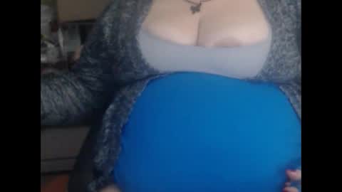 Snapshot of miamimistress chatting on 02.08.25 maya online show from 02.08.25