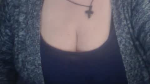 Snapshot of miamimistress chatting on 02.10.25 maya online show from 02.10.25