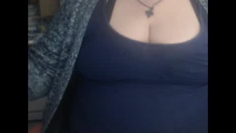 Snapshot of miamimistress chatting on 02.10.25 maya online show from 02.10.25