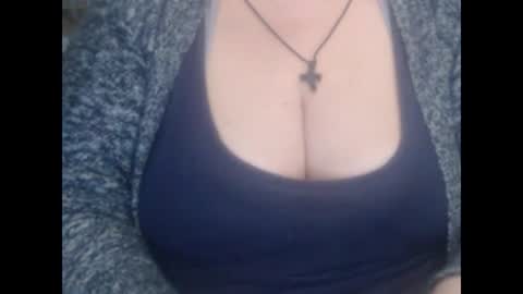 Snapshot of miamimistress chatting on 02.12.25 maya online show from 02.12.25