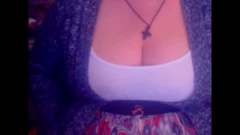 Snapshot of miamimistress chatting on 02.14.25 maya online show from 02.14.25