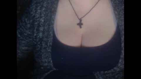 Snapshot of miamimistress chatting on 02.16.25 maya online show from 02.16.25