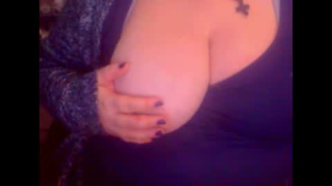 Snapshot of miamimistress chatting on 02.21.25 maya online show from 02.21.25