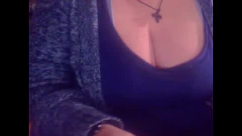 Snapshot of miamimistress chatting on 02.22.25 maya online show from 02.22.25