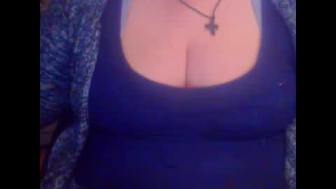 Snapshot of miamimistress chatting on 02.22.25 maya online show from 02.22.25