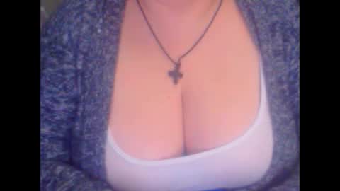 Snapshot of miamimistress chatting on 03.03.25 maya online show from 03.03.25