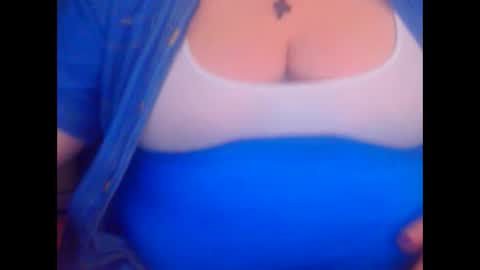 Snapshot of miamimistress chatting on 03.08.25 maya online show from 03.08.25