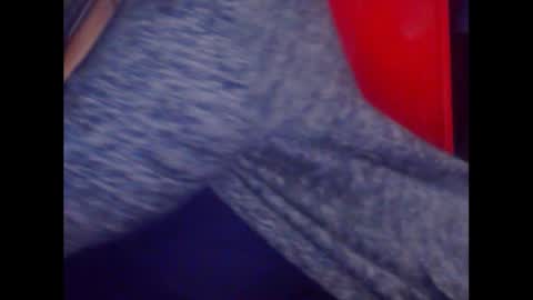 Snapshot of miamimistress chatting on 03.10.25 maya online show from 03.10.25