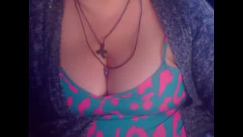 Snapshot of miamimistress chatting on 10.10.25 maya online show from 10.10.25