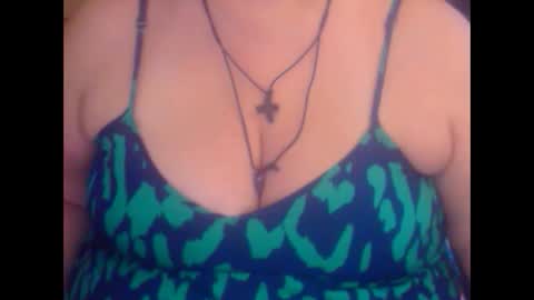 Snapshot of miamimistress chatting on 10.17.25 maya online show from 10.17.25