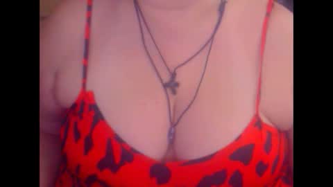 Snapshot of miamimistress chatting on 10.18.25 maya online show from 10.18.25