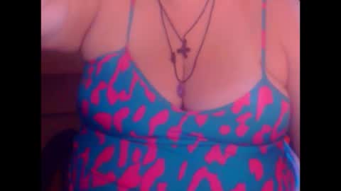 Snapshot of miamimistress chatting on 10.19.25 maya online show from 10.19.25