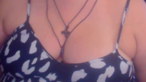 Snapshot of miamimistress chatting on 10.21.25 maya online show from 10.21.25