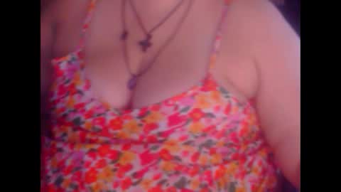 Snapshot of miamimistress chatting on 10.22.25 maya online show from 10.22.25