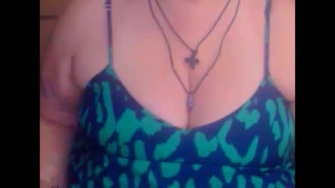 Snapshot of miamimistress chatting on 10.26.25 maya online show from 10.26.25