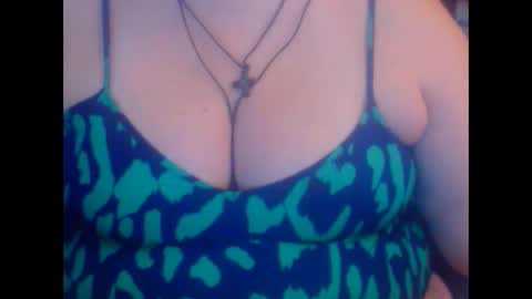 Snapshot of miamimistress chatting on 11.05.25 maya online show from 11.05.25