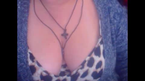 Snapshot of miamimistress chatting on 11.07.25 maya online show from 11.07.25