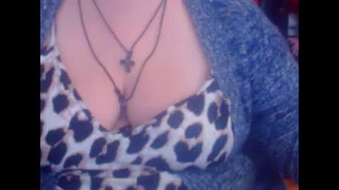 Snapshot of miamimistress chatting on 11.08.25 maya online show from 11.08.25