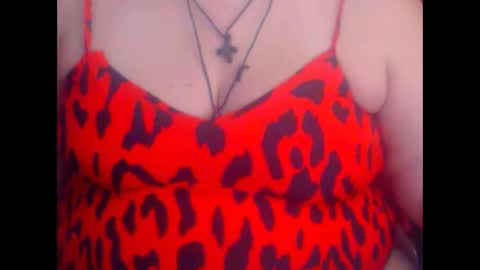 Snapshot of miamimistress chatting on 11.10.25 maya online show from 11.10.25