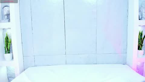 Mia Mistrex online show from 10.15.25