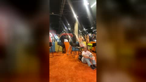 MiamiWorld online show from 04.12.26