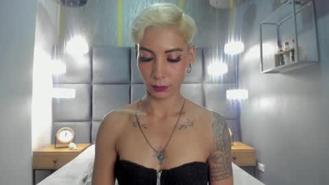 Mia Morgann online show from 12.18.24