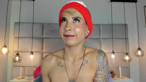 Mia Morgann online show from 12.24.24