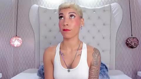 Mia Morgann online show from 12.25.24