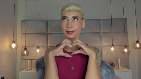 Mia Morgann online show from 12.27.24