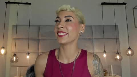 Mia Morgann online show from 12.27.24