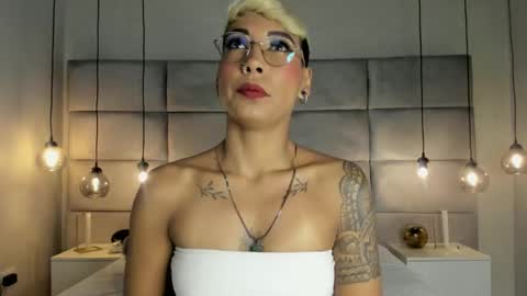 Mia Morgann online show from 01.29.25