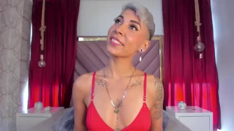 Mia Morgann online show from 02.16.25