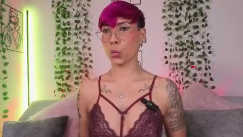 Mia Morgann online show from 04.15.26