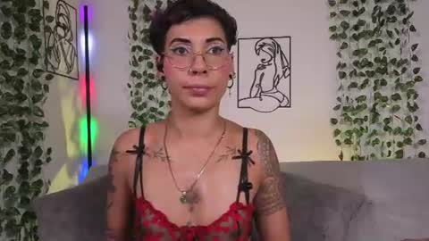 Mia Morgann online show from 07.11.26